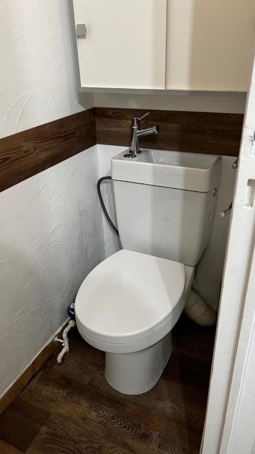 Embrun - Appartement 4/6 Personnes Avec Exterieurs Buitenkant foto